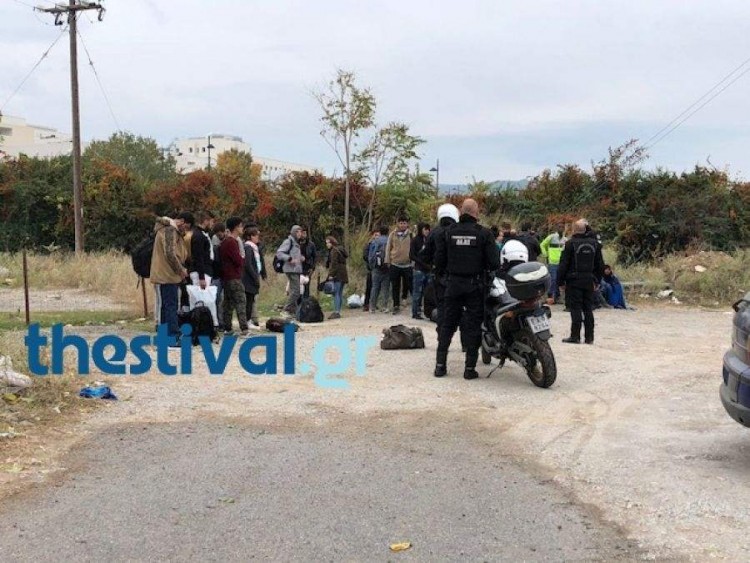 68 παράτυποι μετανάστες εγκαταλείφθηκαν στην Περιφερειακή της Θεσσαλονίκης
